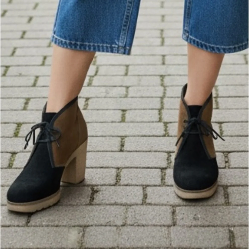 Anthropologie Jasper & Jeera Yuma Duo-Tone Brown/Black Suede Casual Booties - Picture 2 of 6